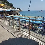 Fegina 3 Deluxe Bedrooms & Bathrooms Monterosso al Mare