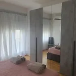 Appartement Fegina 3 Deluxe Bedrooms & Bathrooms