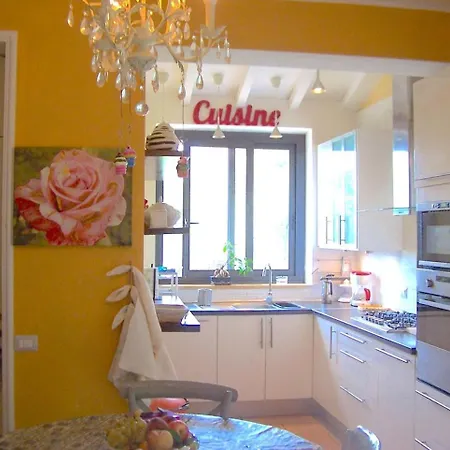 Apartment Fegina 3 Deluxe Bedrooms & Bathrooms *