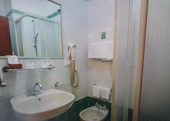 Fegina 3 Deluxe Bedrooms & Bathrooms アパート モンテロッソ・アル・マーレ