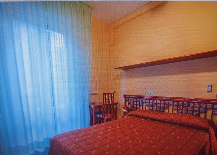 Fegina 3 Deluxe Bedrooms & Bathrooms モンテロッソ・アル・マーレ